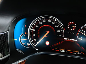 2018740Li xDrive  ׿Խb п؅^