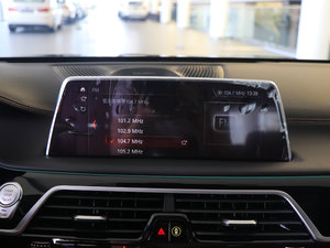 2018740Li xDrive  ׿Խb п؅^