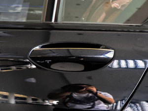 2018M760Li xDrive (ji)^