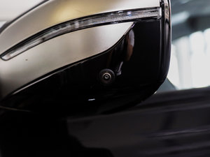 2018M760Li xDrive (ji)^