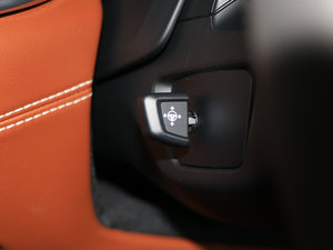 2018M760Li xDrive п؅^