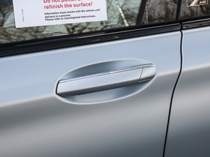 2018740Li xDrive 40؄e {T