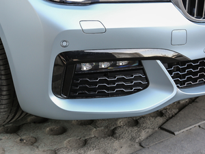 2018740Li xDrive 40؄e ^