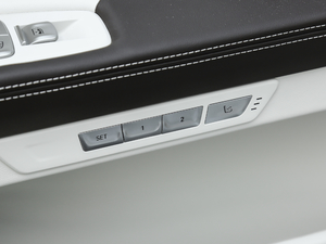 2018740Li xDrive 40؄e g