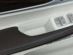 2018740Li xDrive 40؄e g