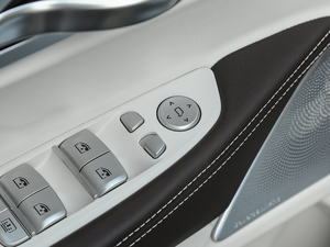 2018740Li xDrive 40؄e g