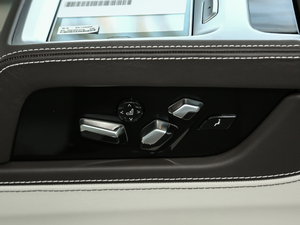 2018740Li xDrive 40؄e g