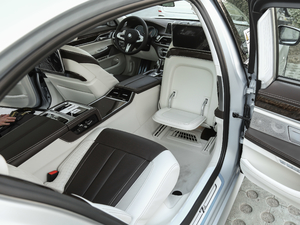 2018740Li xDrive 40؄e g