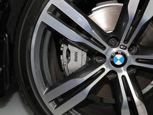 2018740Li xDrive  M\b ^