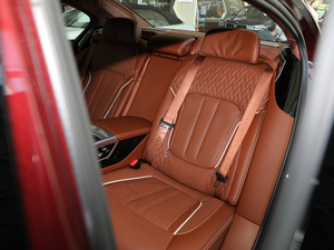 2018740Li xDrive  M\b 