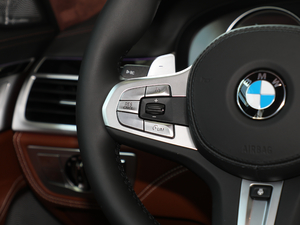 2018740Li xDrive  M\b п؅^