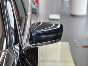 2018740Li xDrive  M\(yn)(dng)b ҕR