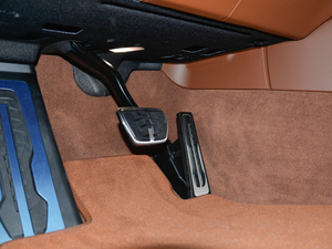 2018740Li xDrive  M\b g