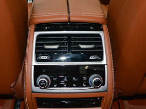 2018740Li xDrive  M\b g