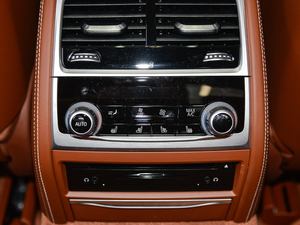 2018740Li xDrive  M\b g