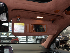 2018740Li xDrive  M\b g