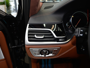 2018740Li xDrive  M\b п؅^