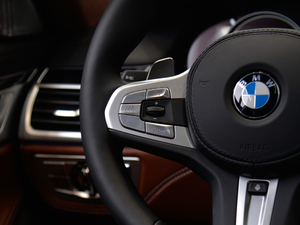 2018740Li xDrive  M\b п؅^