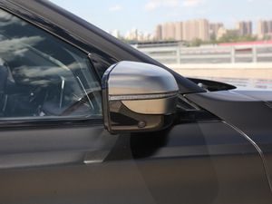 2018M760Li xDrive (x)(ji)^