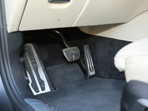 2018M760Li xDrive п؅^