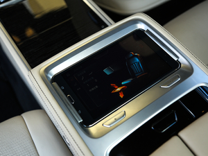 2018M760Li xDrive п؅^