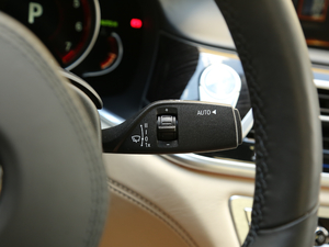 2018M760Li xDrive п؅^