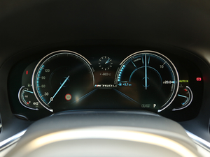 2018M760Li xDrive п؅^