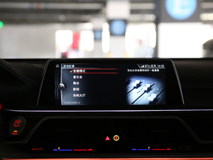 2018M760Li xDrive п؅^(q)