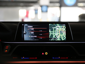 2018M760Li xDrive п؅^(q)