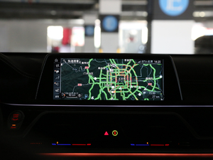 2018M760Li xDrive п؅^(q)