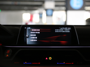 2018M760Li xDrive п؅^(q)