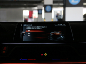 2018M760Li xDrive п؅^