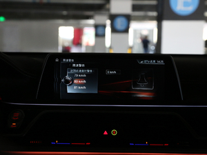 2018M760Li xDrive п؅^