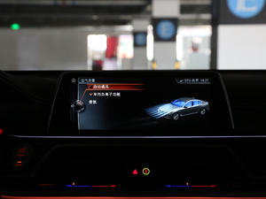 2018M760Li xDrive п؅^