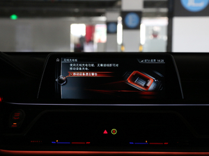 2018M760Li xDrive п؅^