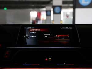 2018M760Li xDrive п؅^