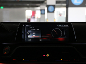 2018M760Li xDrive п؅^