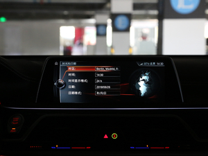 2018M760Li xDrive п؅^