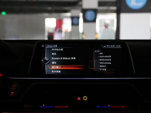 2018M760Li xDrive п؅^