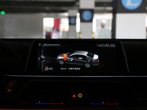 2018M760Li xDrive п؅^