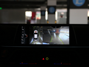 2018M760Li xDrive п؅^