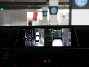 2018M760Li xDrive п؅^