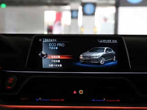 2018M760Li xDrive п؅^