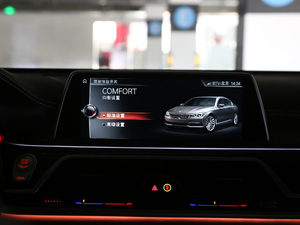 2018M760Li xDrive п؅^