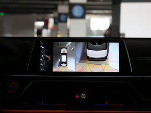 2018M760Li xDrive п؅^