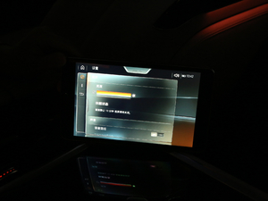 2018M760Li xDrive п؅^