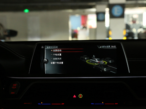 2018M760Li xDrive п؅^