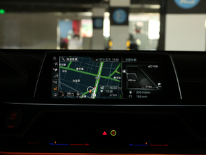 2018M760Li xDrive п؅^