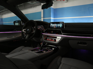 2018M760Li xDrive п؅^