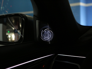 2018款M760Li xDrive 中控区